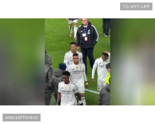 库尔图瓦欧冠决赛MVP表现稳健，关键扑救助皇马夺冠